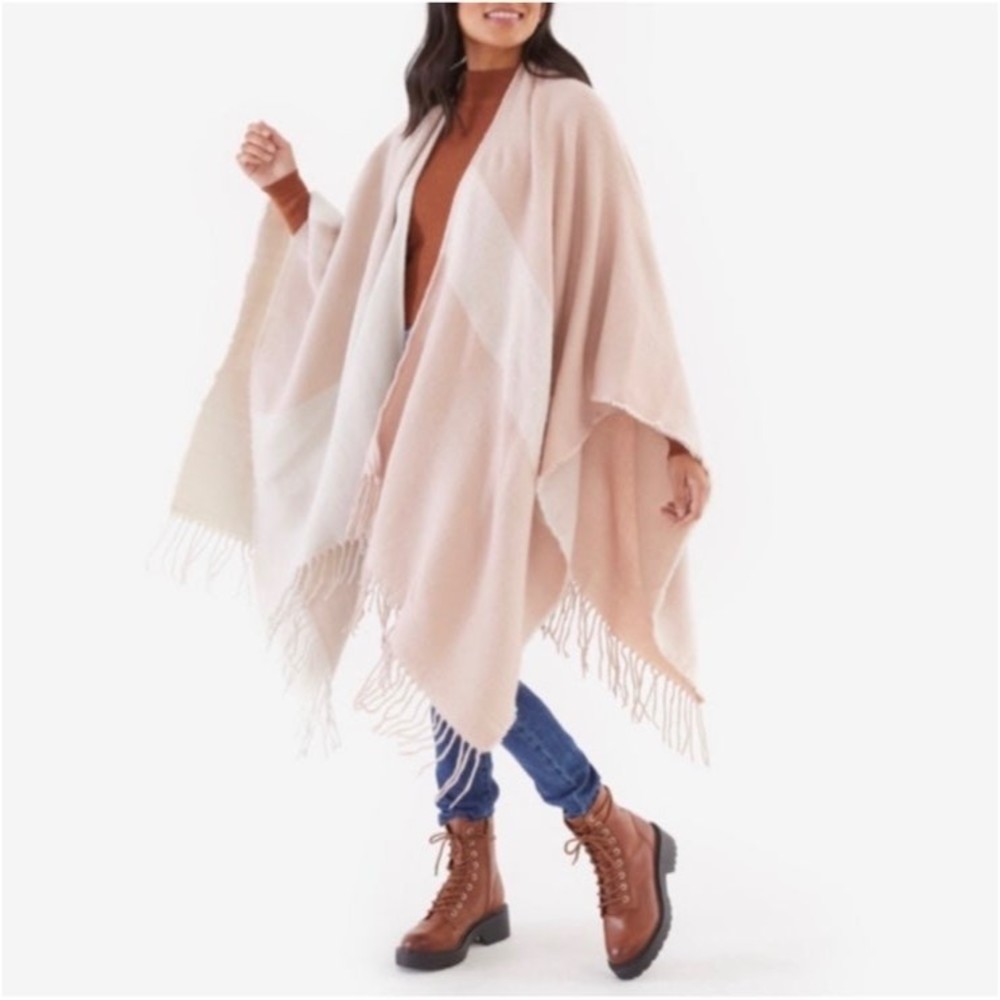 Soia And Kyo Pink And Cream Shawl Fringe Miku Scarfigan One Size